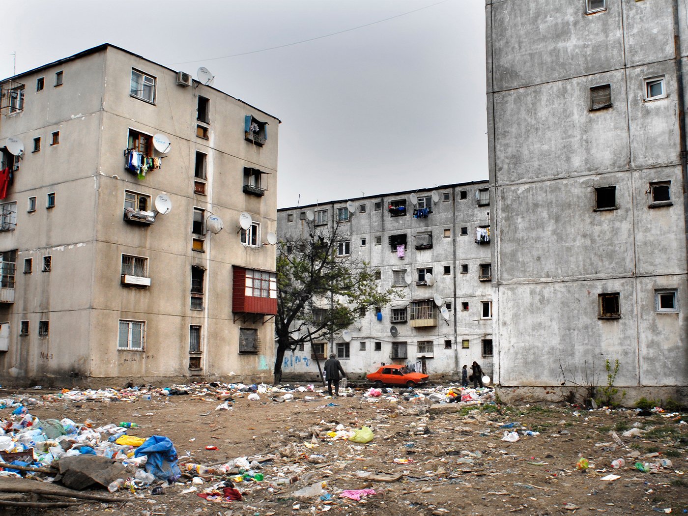 Ferentari neighborhood in Bucharest. Photo: petrut calinescu / Alamy Stock Photo